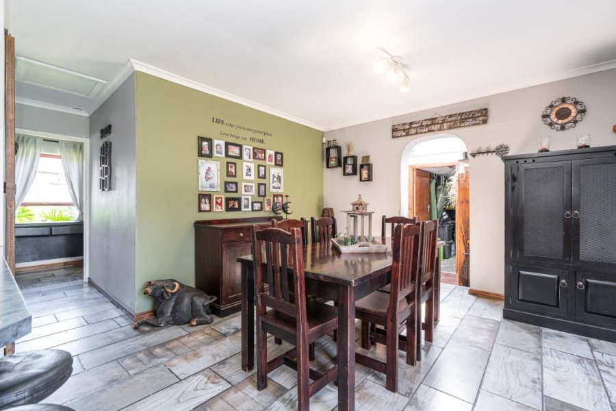 2 Bedroom Property for Sale in Victoria Park Western Cape